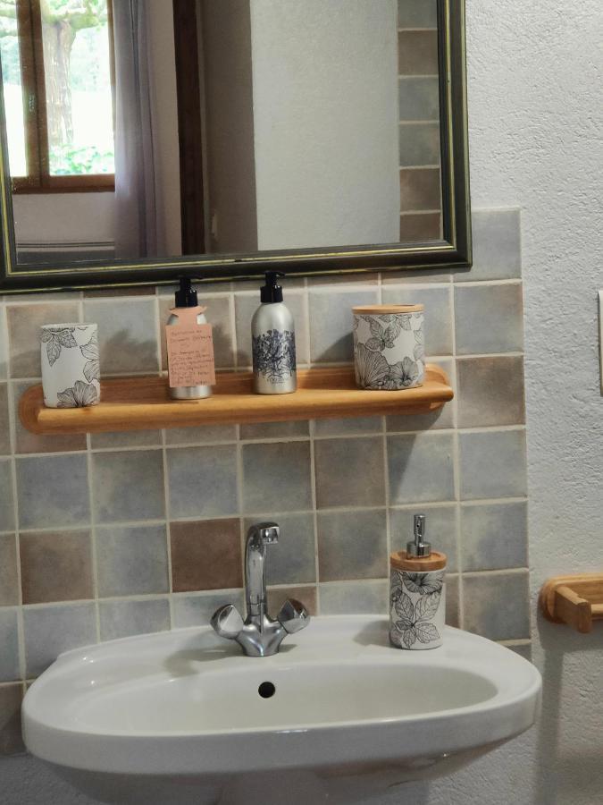 Domaine Bellavigne Gites Et Spa Forcalquier Luaran gambar