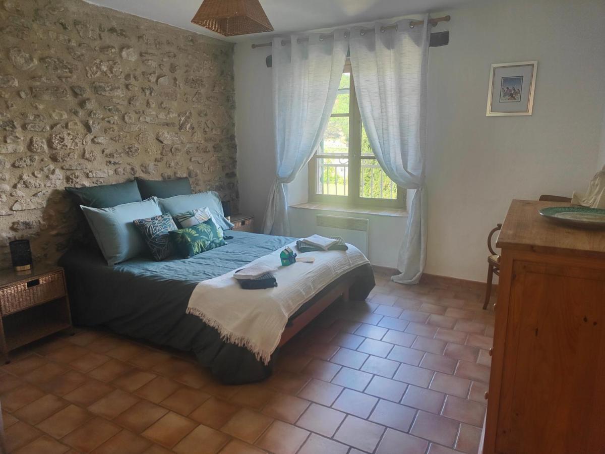 Domaine Bellavigne Gites Et Spa Forcalquier Luaran gambar