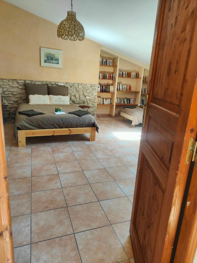 Domaine Bellavigne Gites Et Spa Forcalquier Luaran gambar