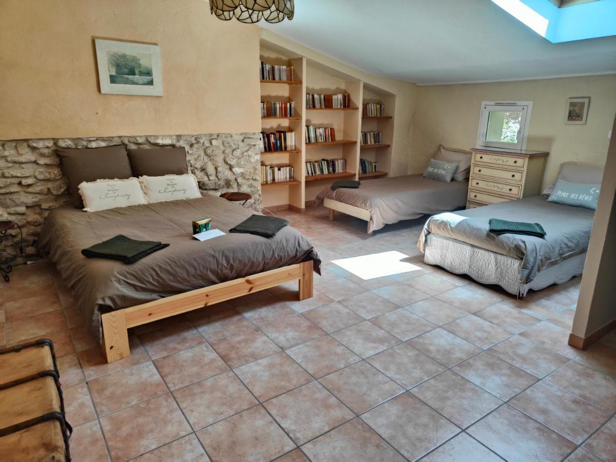 Domaine Bellavigne Gites Et Spa Forcalquier Luaran gambar