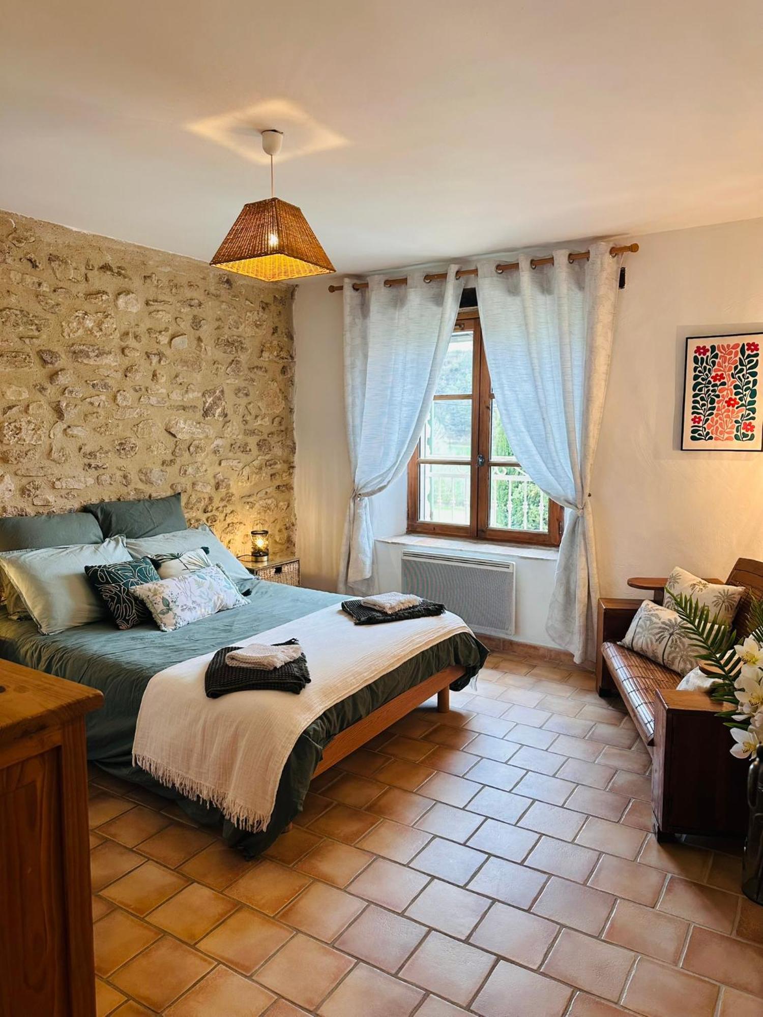 Domaine Bellavigne Gites Et Spa Forcalquier Luaran gambar